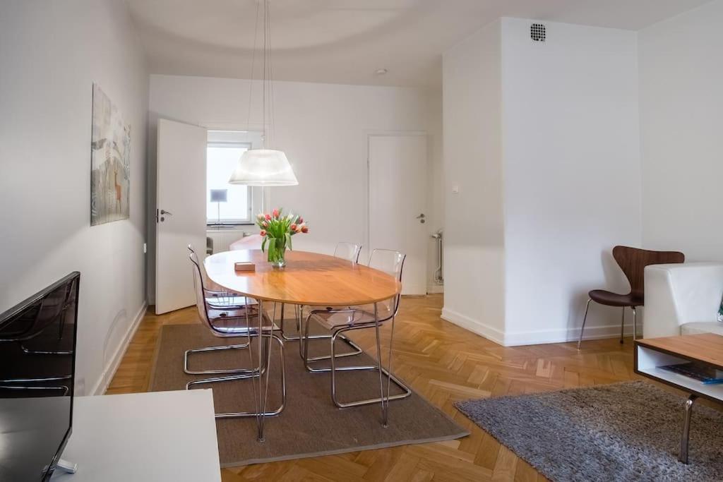 Stockholm Checkin Apartment Alvik Extérieur photo